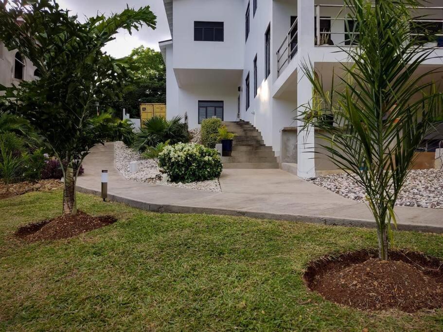אוצ'ו ריוס The Willow Apartment מראה חיצוני תמונה